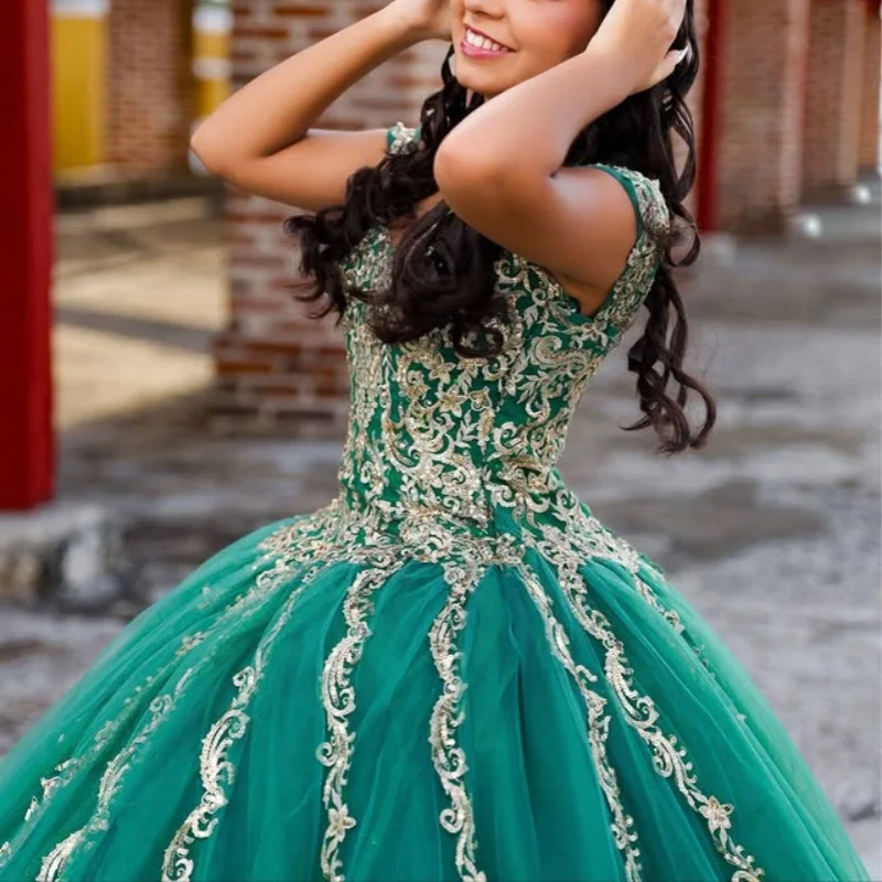 

Зеленое платье Quinceanera с открытыми плечами и вышивкой бисером, кружево с золотым блеском, платье de 15, Quinceanera ﻿ Индивидуальный