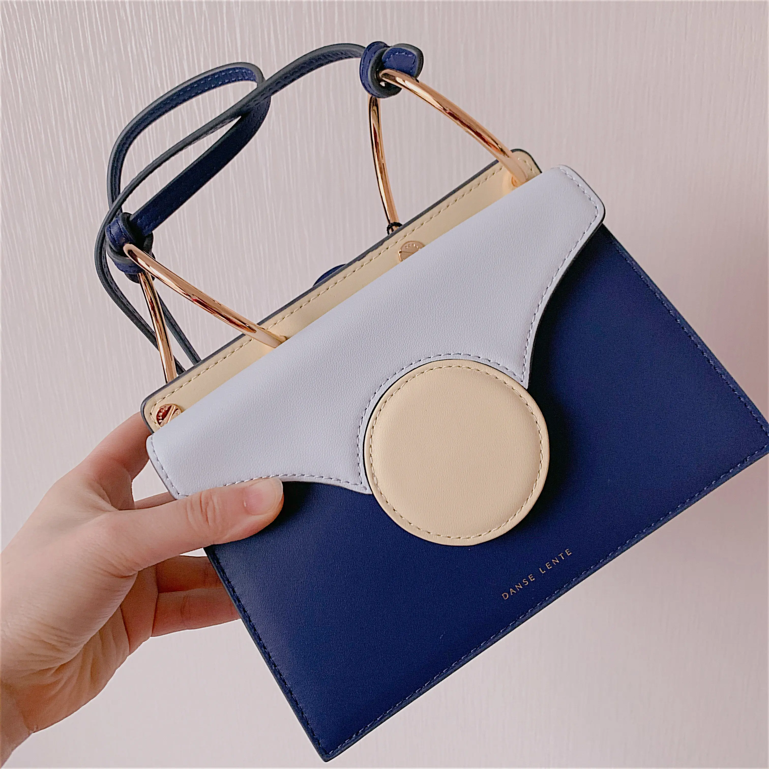 

Women’s Fashion Color Block Organ Bag – Danse Lente Stylish Small Shoulder & Crossbody Camera Bag