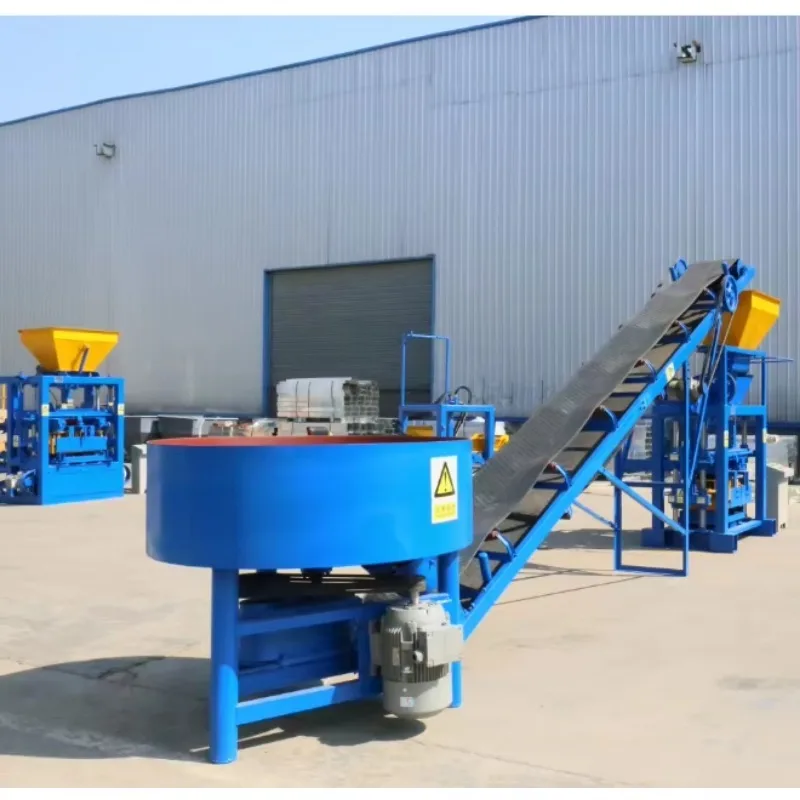 Customized Qt4-36 Small Brick-making Machine With A Powerful Vibrating Motor For Brick Production