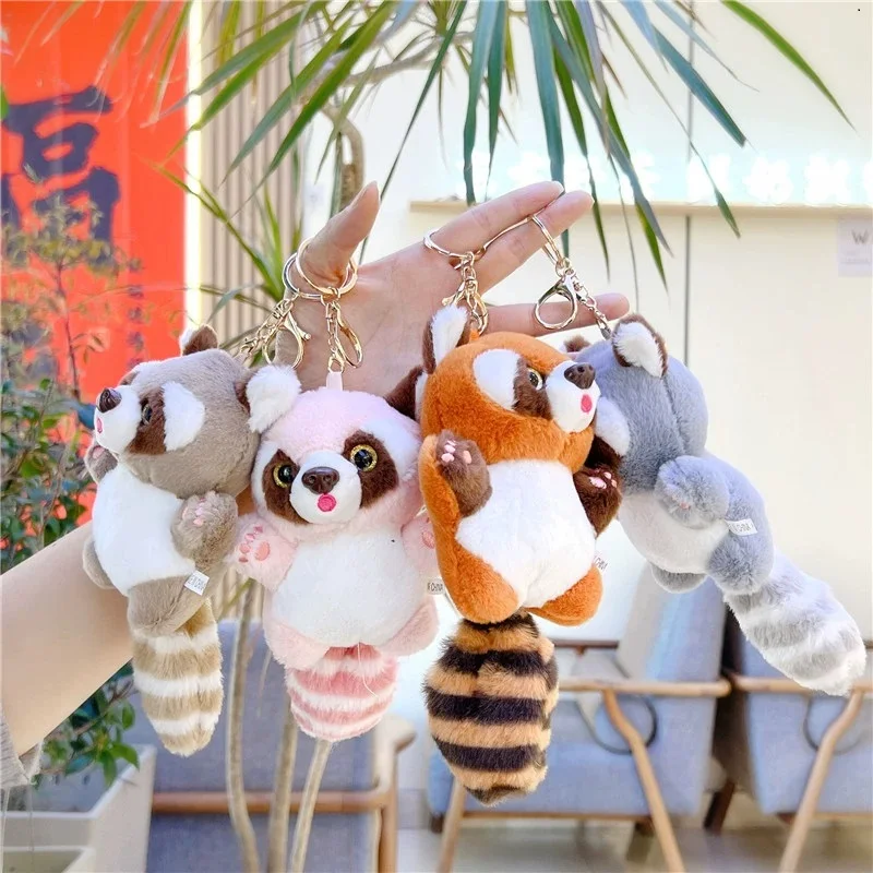 2026 NEU Cartoon Roter Panda Plüschtier-Anhänger Kleiner Waschbär Puppe Schlüsselanhänger Spielplatz-Waschbär Stofftier Rucksack-Deko Geschenke