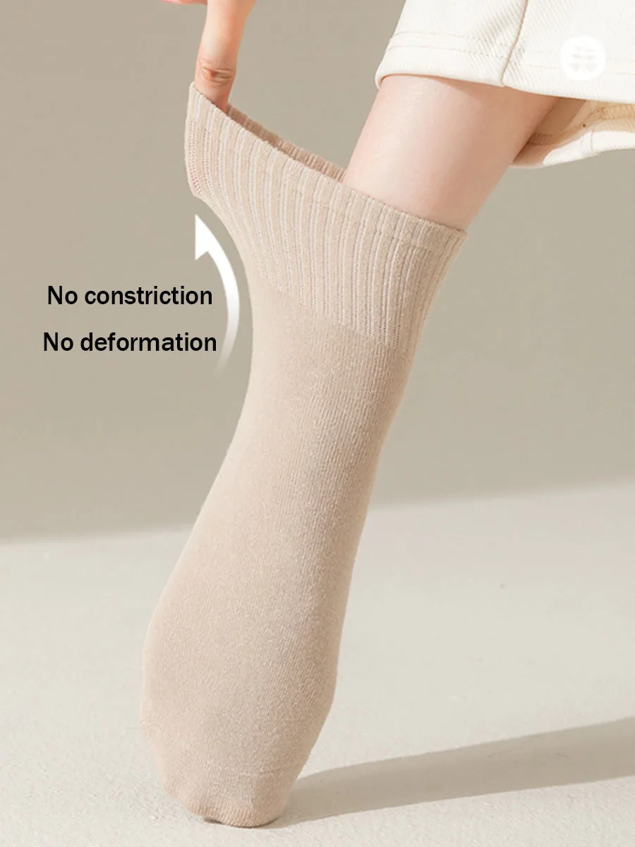 5/10pcs Women's Solid Color Socks Black White Cotton Socks Spring Summer Casual Breathable Sports Short Socks image 3