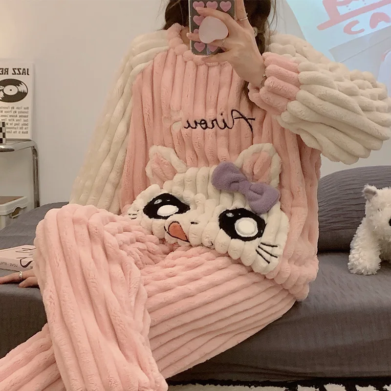 Autumn Winter Warm Flannel Women Long Pajama Sets Thick Coral Fleece Cute Girl Cartoon Sleepwear Flannel Female Pajamas Fashion