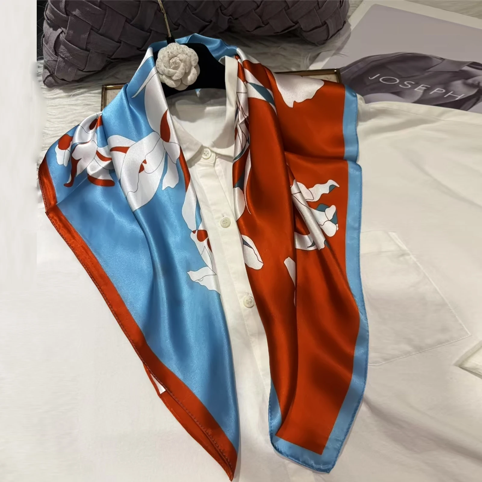 

Red Blue Women 100% Mulberry Silk Scarf Headscarf Spring Fall Elegant Floral Small Square Silk Neck Scarves Teacher's Silk Scarf