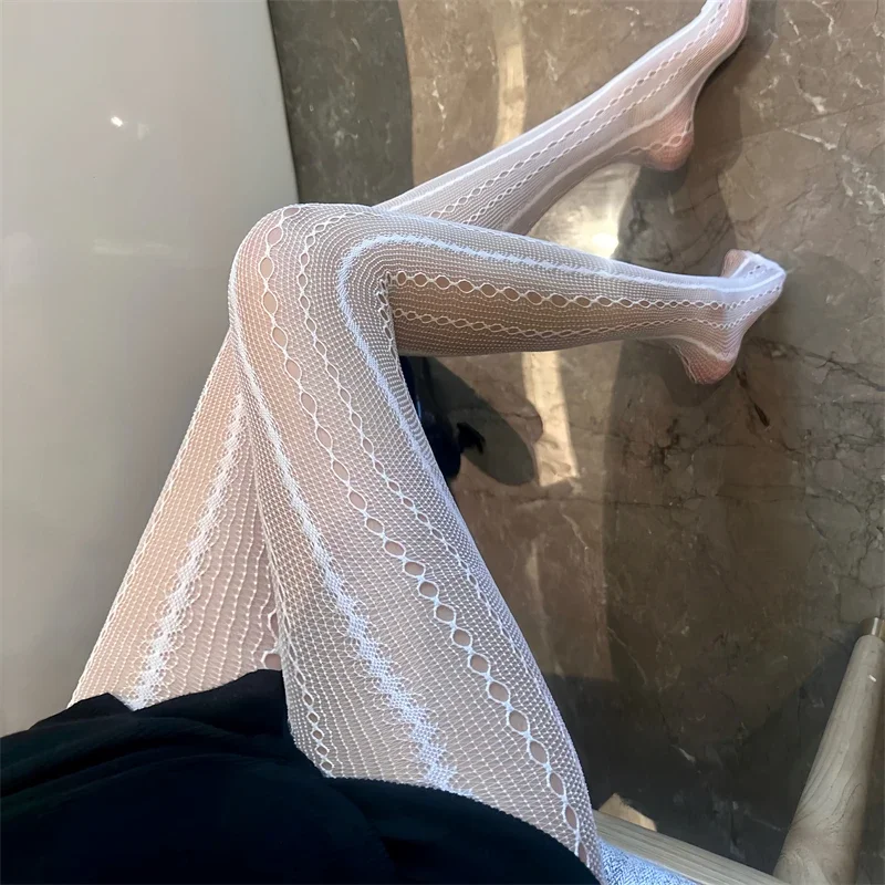 Women Chain Hollowed-out Tights Black See Through Jacquard American Retro Style Mesh Breathable Lace Fishnet Pantyhose Woman