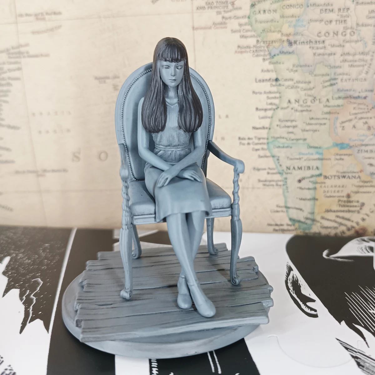 Bande dessinée d'horreur Junji Ito Kawakami Tomie Slug fille épouvantail poche malédiction Figure modèle Collection boîte aveugle