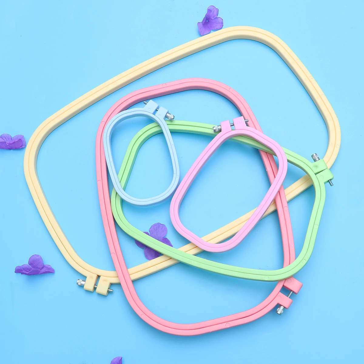 

5Pcs Plastic Square Embroidery Hoops Adjustable Rings for Needlework Sewing Cross Stitch Craft Embroidery Hoops