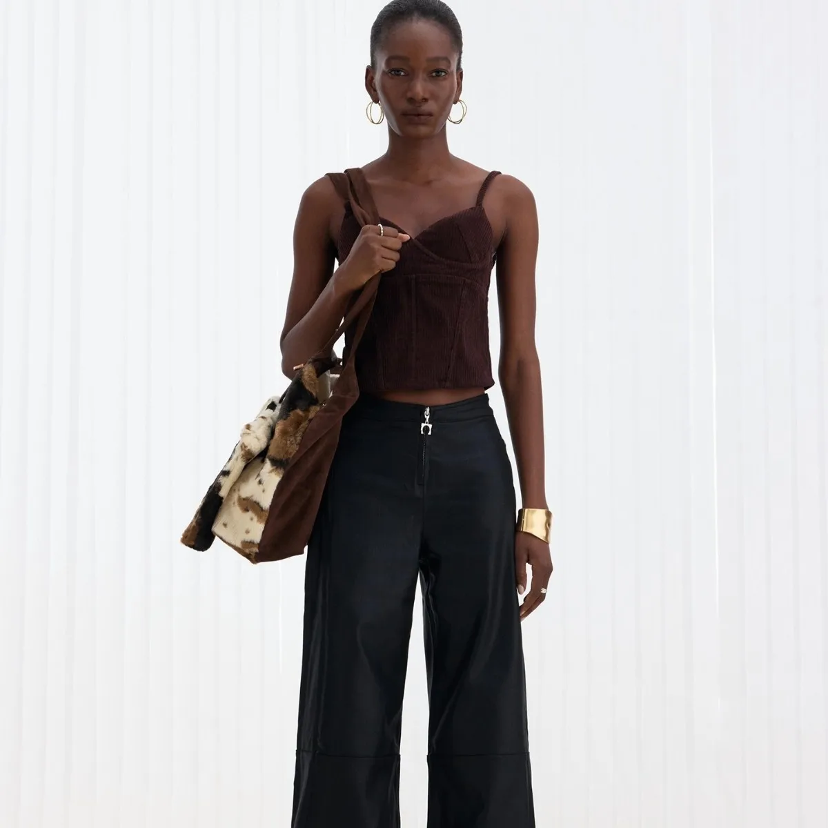 لينة أفخم البقرة نمط حمل المرأة حقيبة سعة كبيرة حقيبة كتف دافئة لينة فو الفراء حقائب للنساء مصمم حقائب اليد للمتسوقين