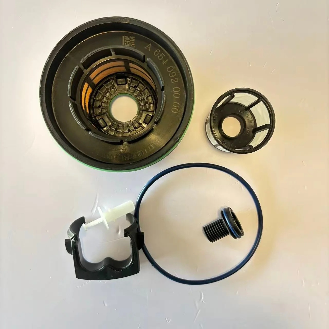 A6540920100  FIT MB  Engine Fuel Filter A6540920100  A6540920005 6540920100 W177 W205