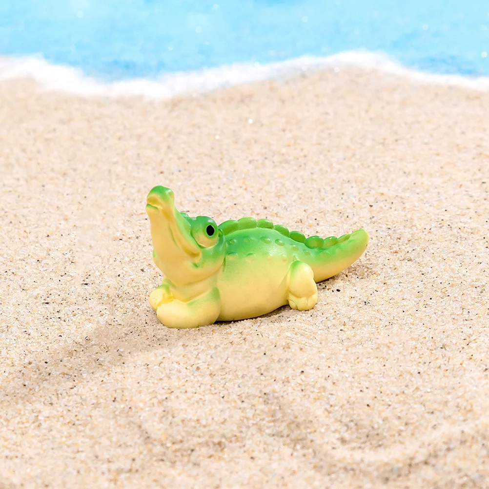 

8Pcs Tiny Animals Mini Resin Crocodile Creative Lawn Garden Balcony Outdoor Decorative Resin Miniature Ornament