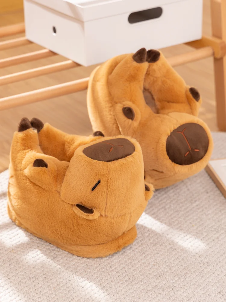 Kawaii Capybara scarpe da uomo e da donna in cotone peluche a forma di capibara piedi avvolti scarpe in cotone calde e comode al chiuso