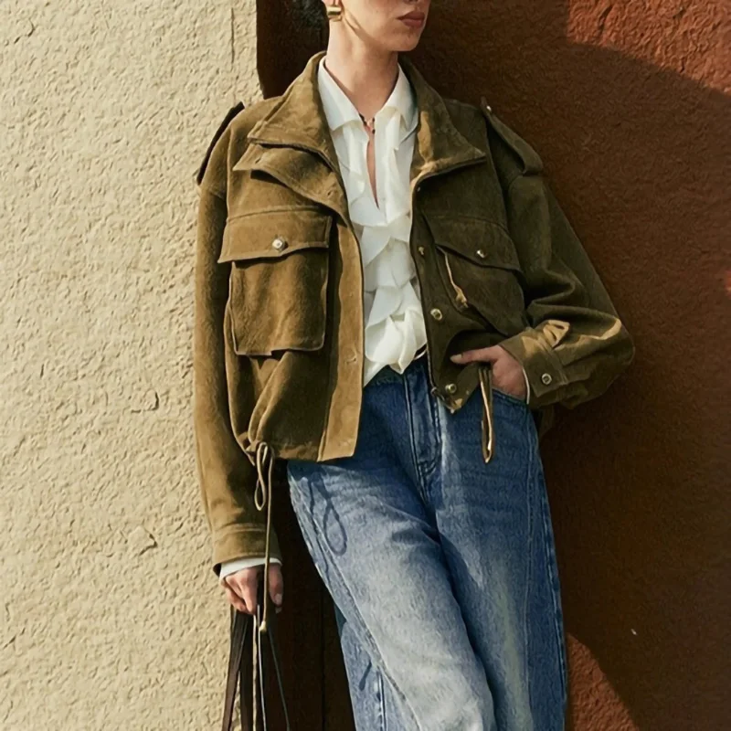 女性のカジュアルクラシックデザインヴィンテージボンバージャケットショートスエード秋ルーズポケットジャケット