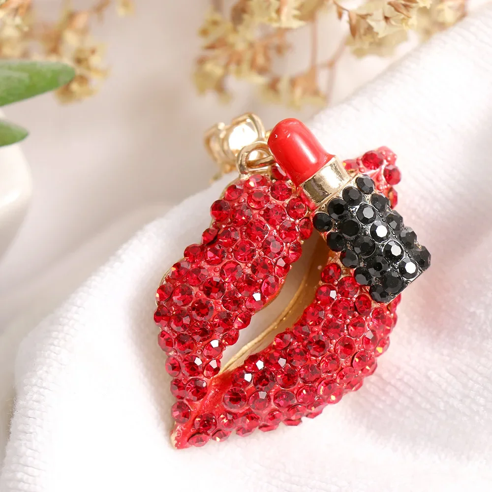 Rhinestones Lipstick and Red Lips Keychain Bag Charm Pendant Gift Vintage Lovely Women Keyring Jewelry Accessory Wholesale