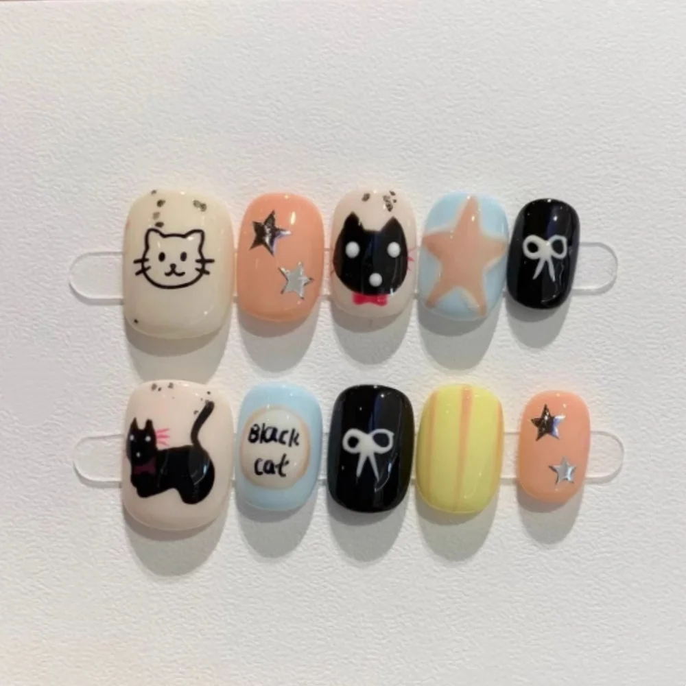 

10pcs Wearable Short Handmade Press on Nails Art Cute Cute Square Round False Nail Tips Star Bow Design Fake Nails Sets Finished