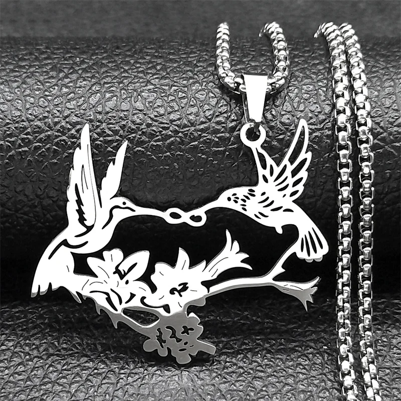 

Hummingbirds Kisssing Flower Love Necklace for Women Men Stainless Steel Gold Color Animal Birds Lover Chain Necklaces Jewelry