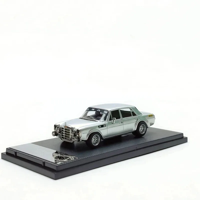 Liberty Alloy 1:64 Scale 300SEL Model Car Toys Gifts Collection Adult Souvenir Decoration Static Display