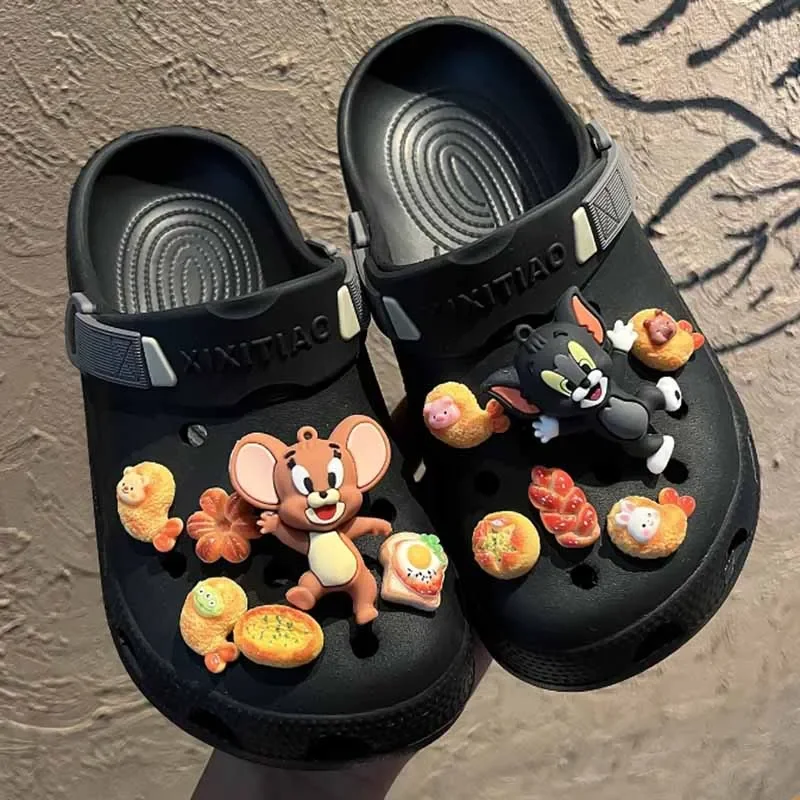 1 Juego de dijes para zapatos de dibujos animados MINISO, diseño de Tom y Jerry Cat Mouse, adornos para zapatos, decoración, accesorios para sandalias para regalos de navidad