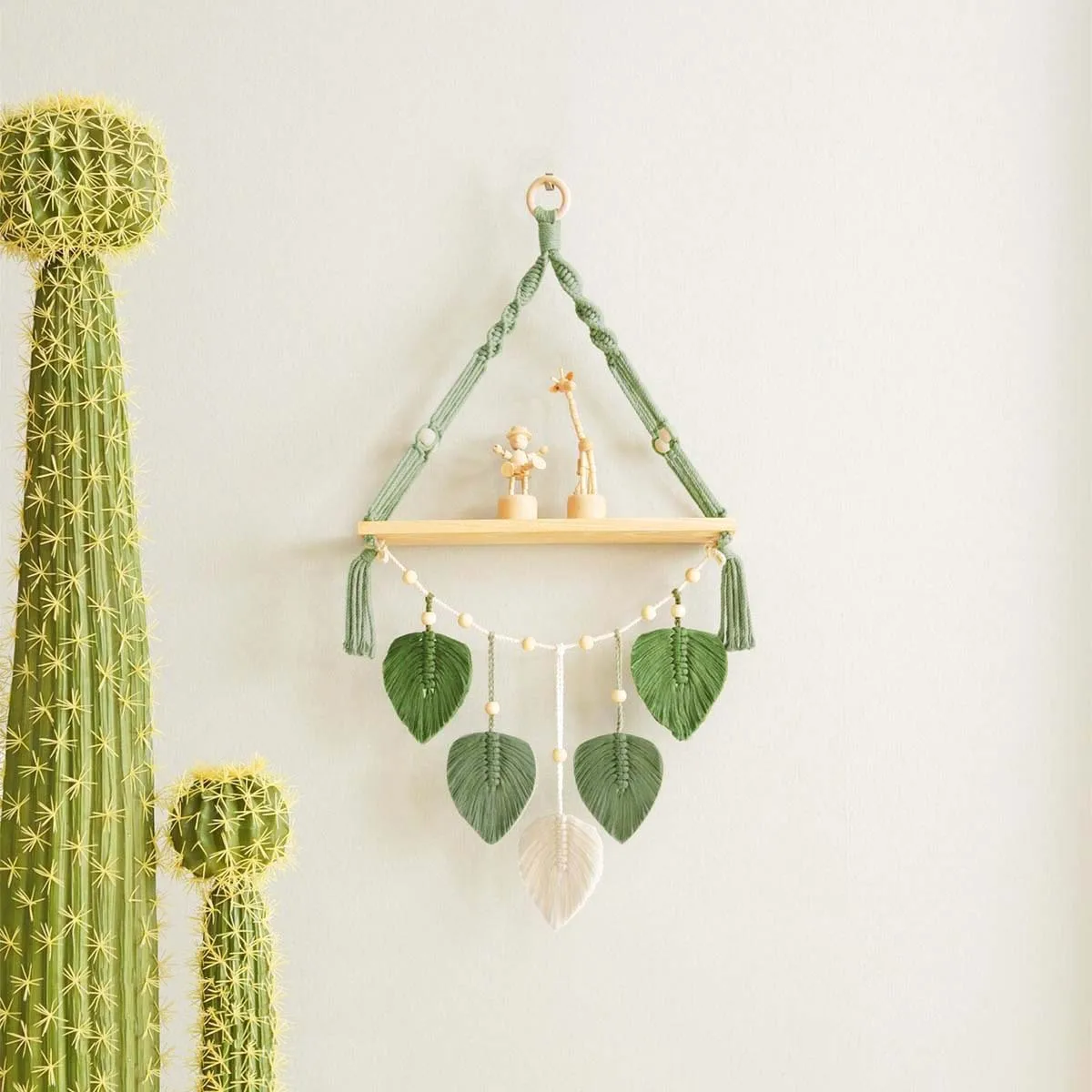 European-style Green Wall Decoration Pendants. Hand-woven Cotton Rope Tapestry Shelf. Bohemian Wall Decor