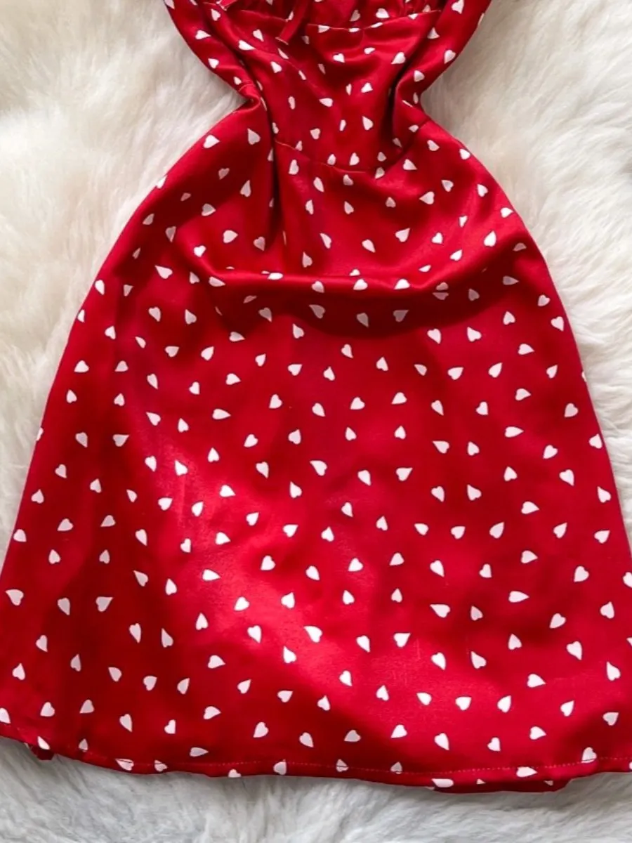 Foamlina مغرية رغبة نقية فستان بكتافة حمراء المرأة 2025 الصيف الفرنسية مثير مطوي الخصر نقطة القلب طباعة الساتان فستان قصير