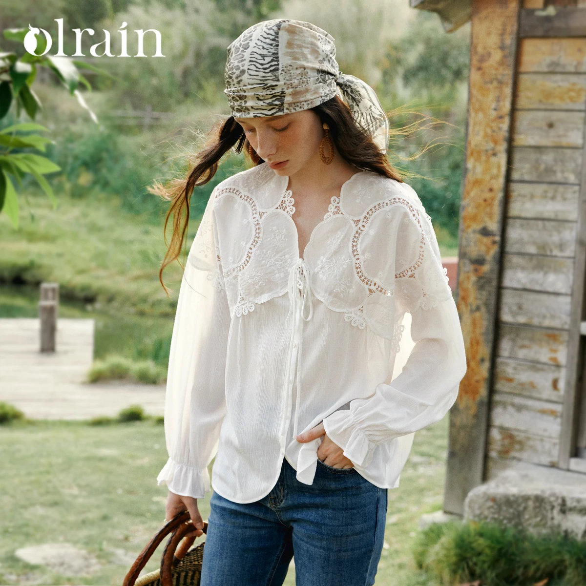 

OLrain Women White French Long Sleeve Shirt Spring 2026 New V Neck Hollowed Out Embroidery Lace-up Casual Blouse O58CC005001