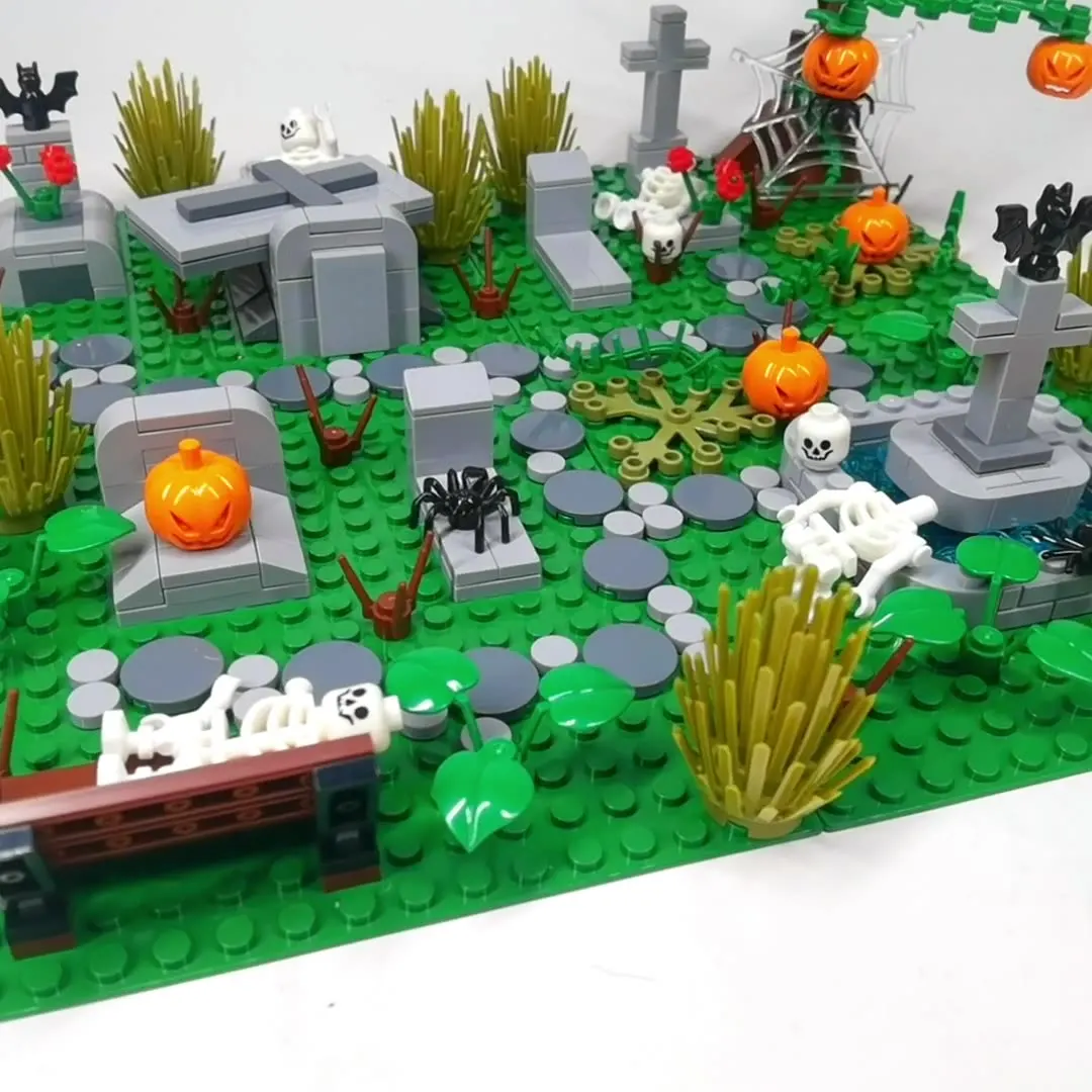 Halloween MOC Cemetery Scene Building Blocks Ghost Tombstone Corpses Bones Coffin Bricks Toys Decoration Compatible With LEGO