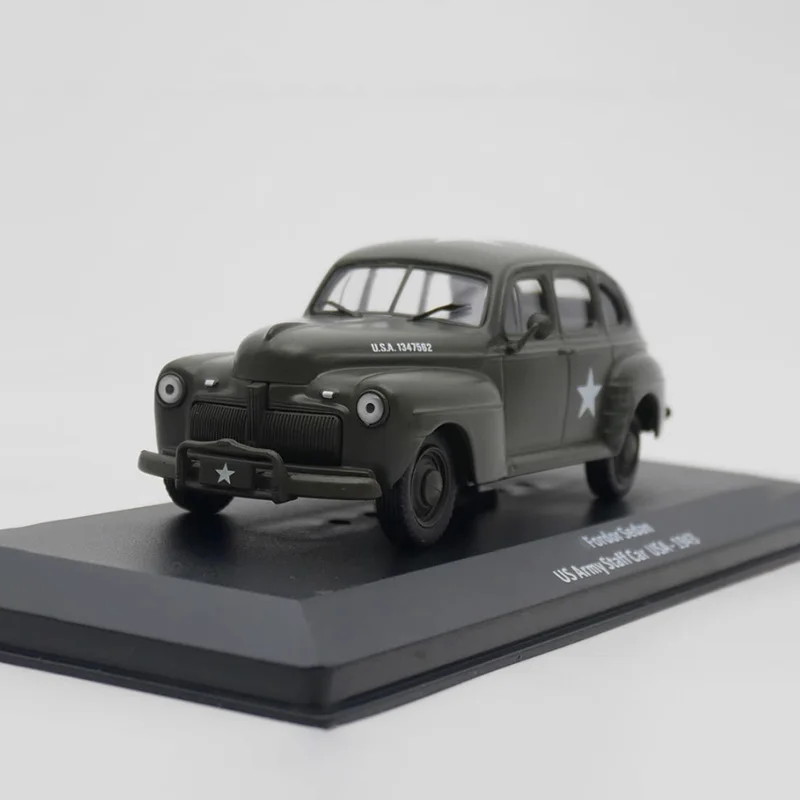 

IXO Diecast 1:43 Scale Fordor Sedan 1943 Alloy Military Car Model Finished Product Simulation Toy Static Model Collection