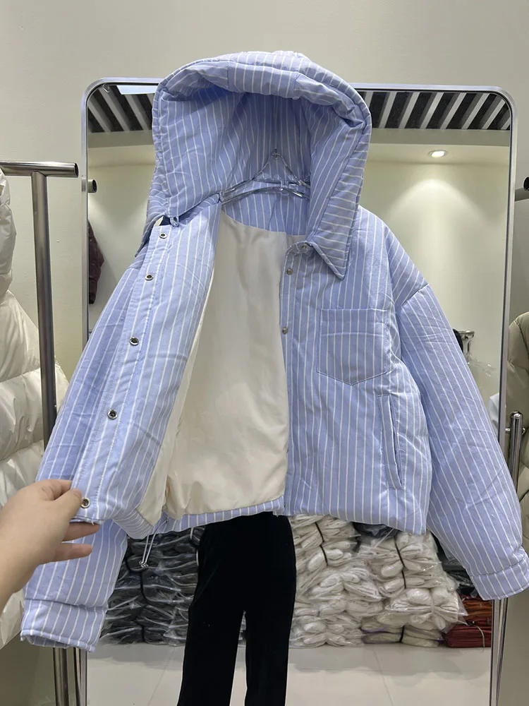 2025, Winter Neue Daunenjacke für Damen, kurzer Stil, abnehmbar, modisch, gestreift, bunte Knöpfe, weiße Ente, Daunenmantel