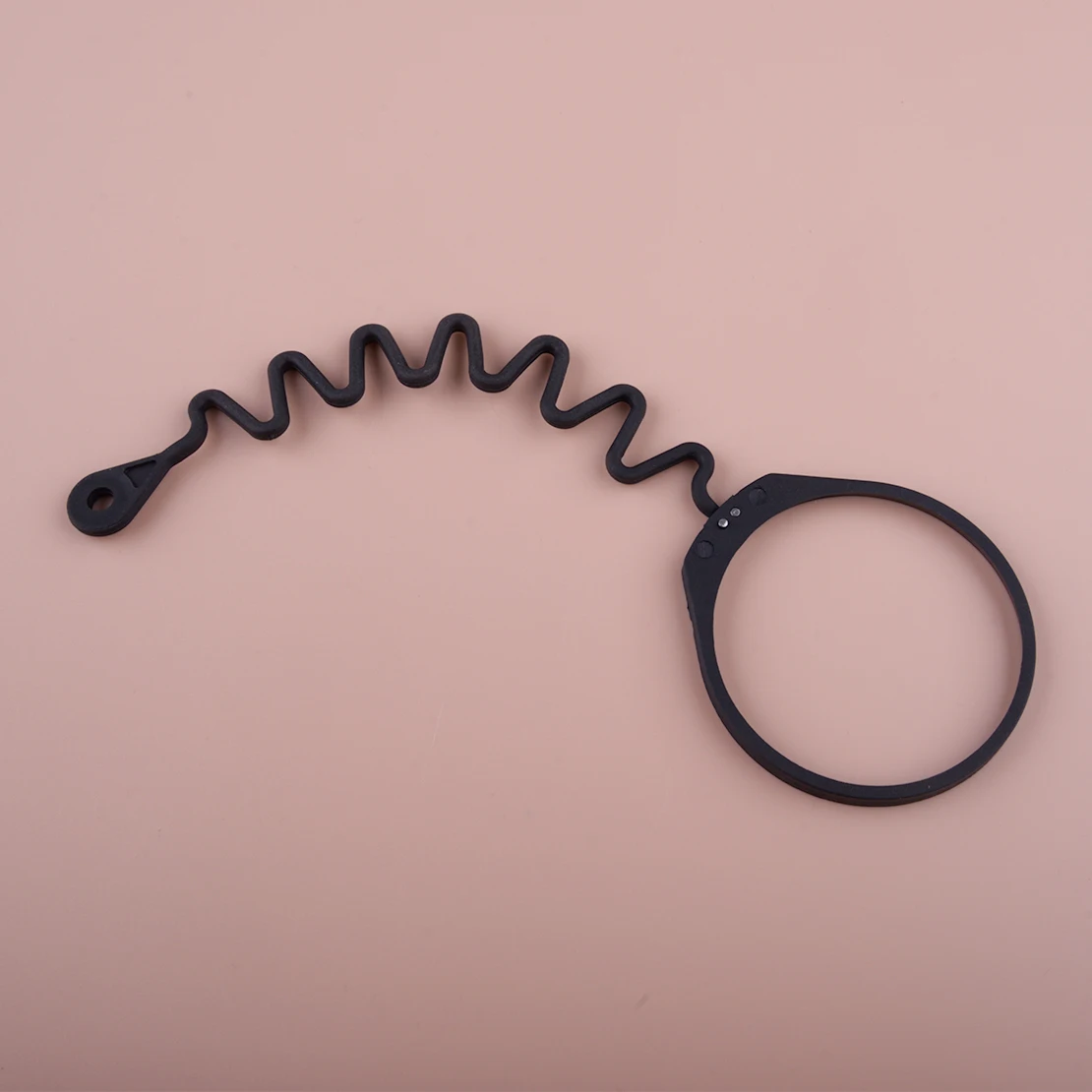 Fuel Tank Cap Retaining Strap With Ring Fit for Volvo 850 S70 V70 C70 XC70 S40 V40 S80II V70III S60 S80 31336424 10004047