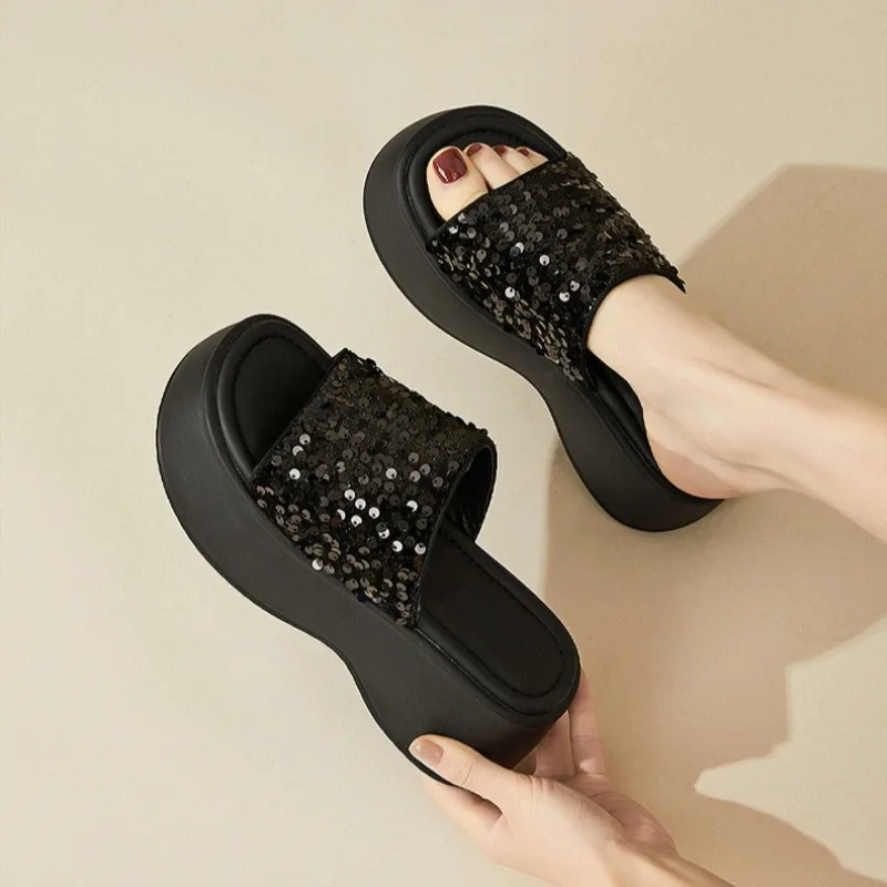 

Women's Thick Heel Slippers Summer New Beach Slippers Outdoor Casual Platform Sandals Fashion Shiny Sequins Slippers for Women