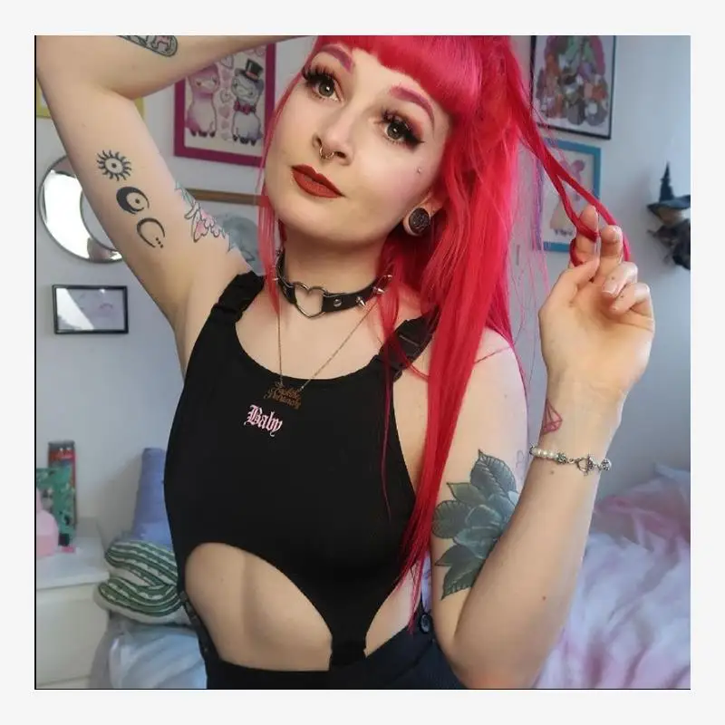 

Сексуальный однотонный укороченный топ с буквенным принтом и синими бретелями, комбинезон с низкой талией, брюки из полиэстера, женский цельный костюм