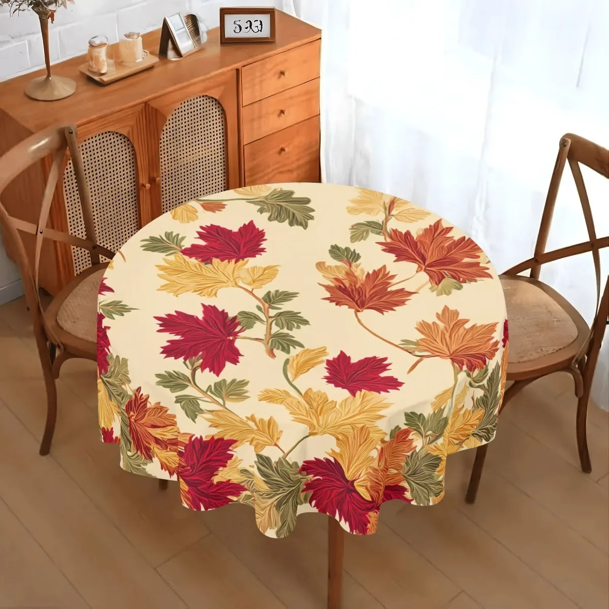 One Thanksgiving-themed circular tablecloth - 60-inch circular pattern featuring pumpkin and autumn leaf elementsxzj
