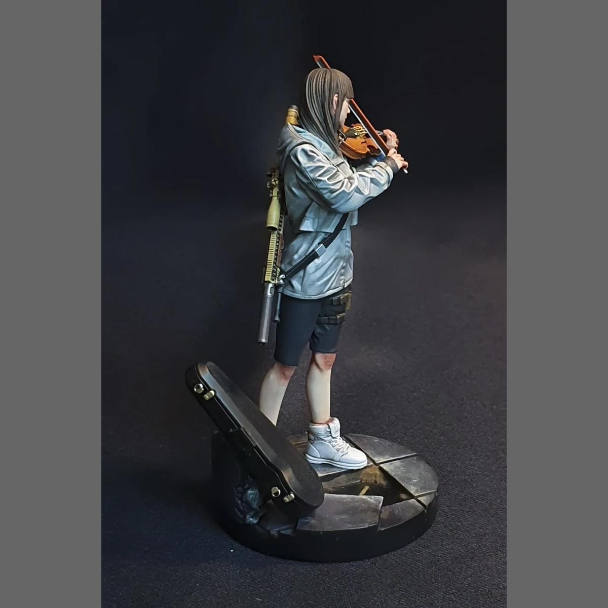 1/20 Resin Unpainted Model Kit, Beautiful Woman theme music Guitar Girl, unassembled and unpainted GK 1135C