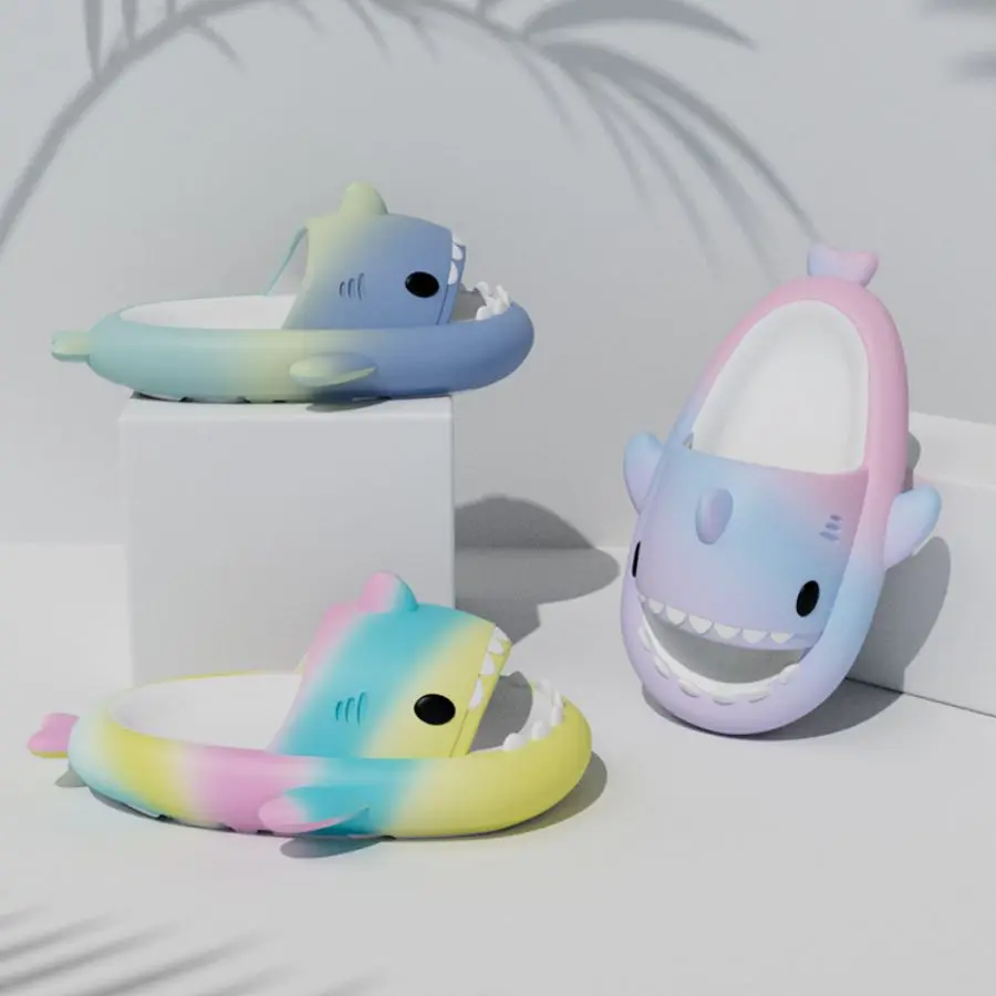 Gradient Color Shark Slippers Summer Kids Cute Sandals Women Men EVA Non-slip Thick Slides Girls Boys Beach Shoes Home Flip Flop