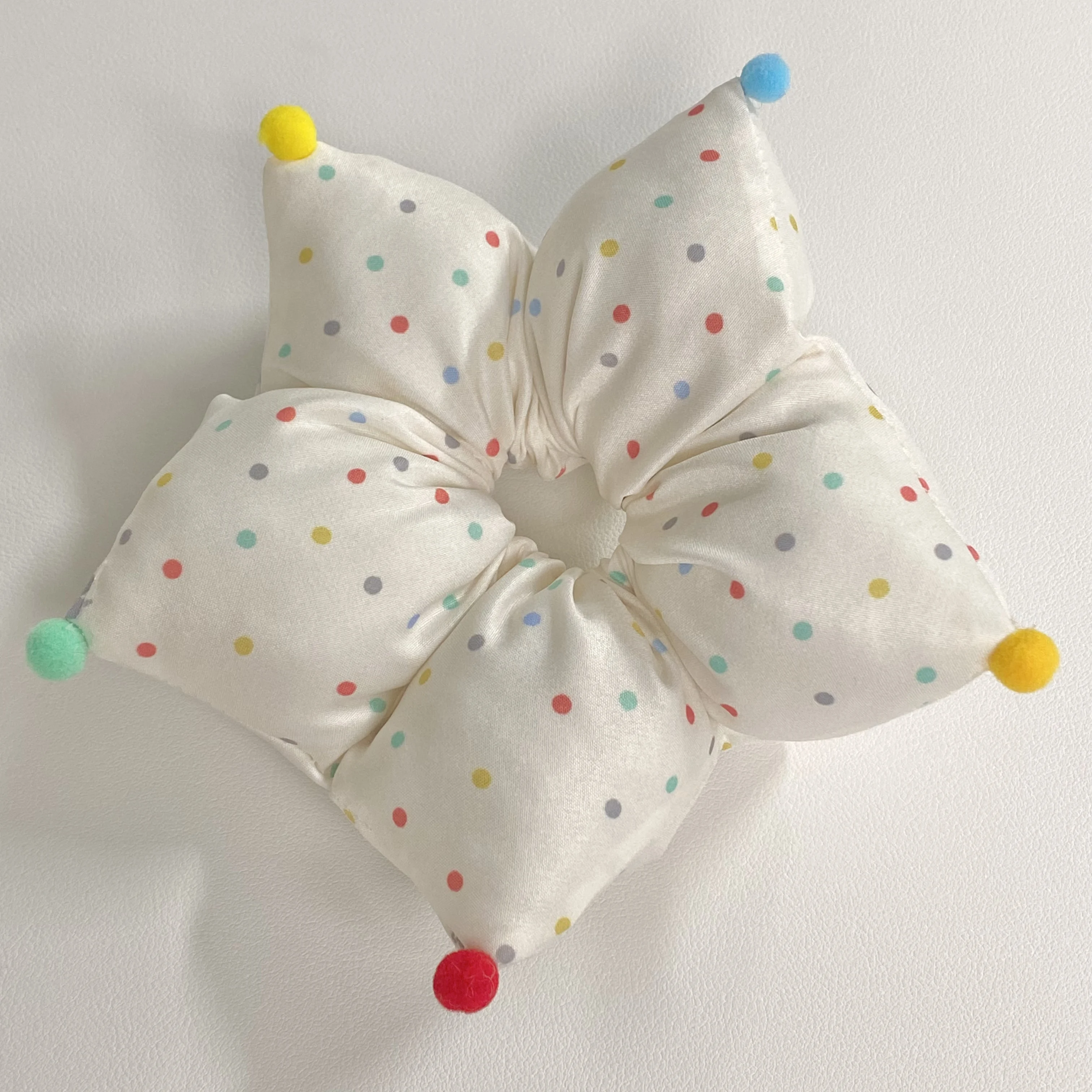 1 pezzo di elastici per capelli a pois a forma di stella carina, elastici per capelli Kawaii con pompon, accessori per capelli divertenti per donne e ragazze