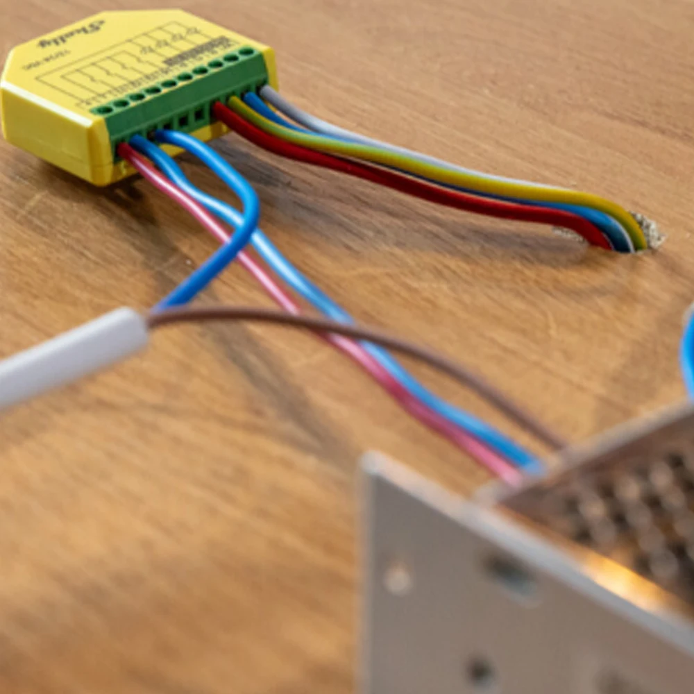 Shelly Plus RGBW PM Wi-Fi Operated RGBW Controller LED Strips With Support Power Measurement Feature Creating perfect Ambiance