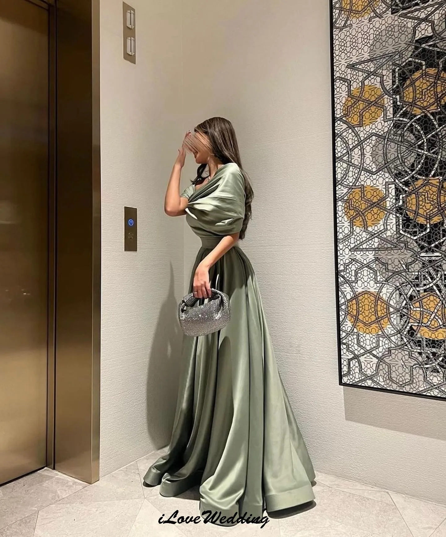 

Элегантные зеленые платья для выпускного вечера трапециевидной формы 2025 атласные свадебные женские платья для гостей с коротким рукавом платье макси вечерние платья гала-на заказ