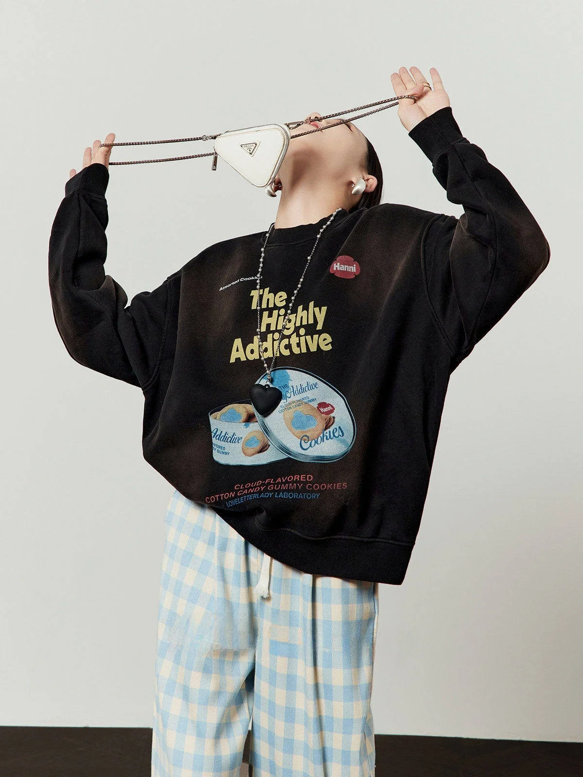 

Синяя толстовка с узором в виде печенья, на флисовой подкладке, женская, черная, винтажная, весенняя, новая, свободного кроя, с круглым вырезом, с длинными рукавами