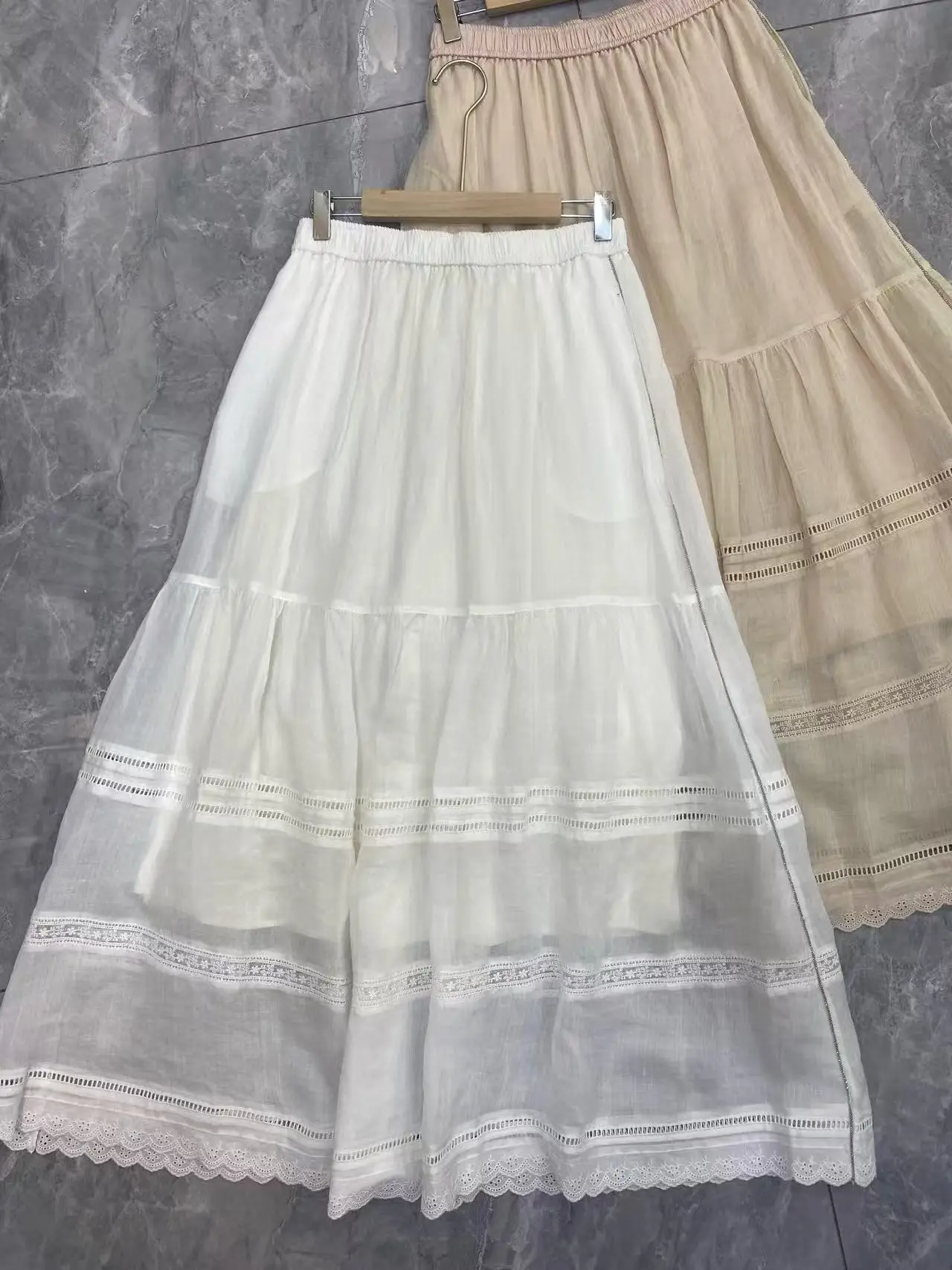 

New summer 2025 women's hollow lace skirt elastic waist mid-length skirt