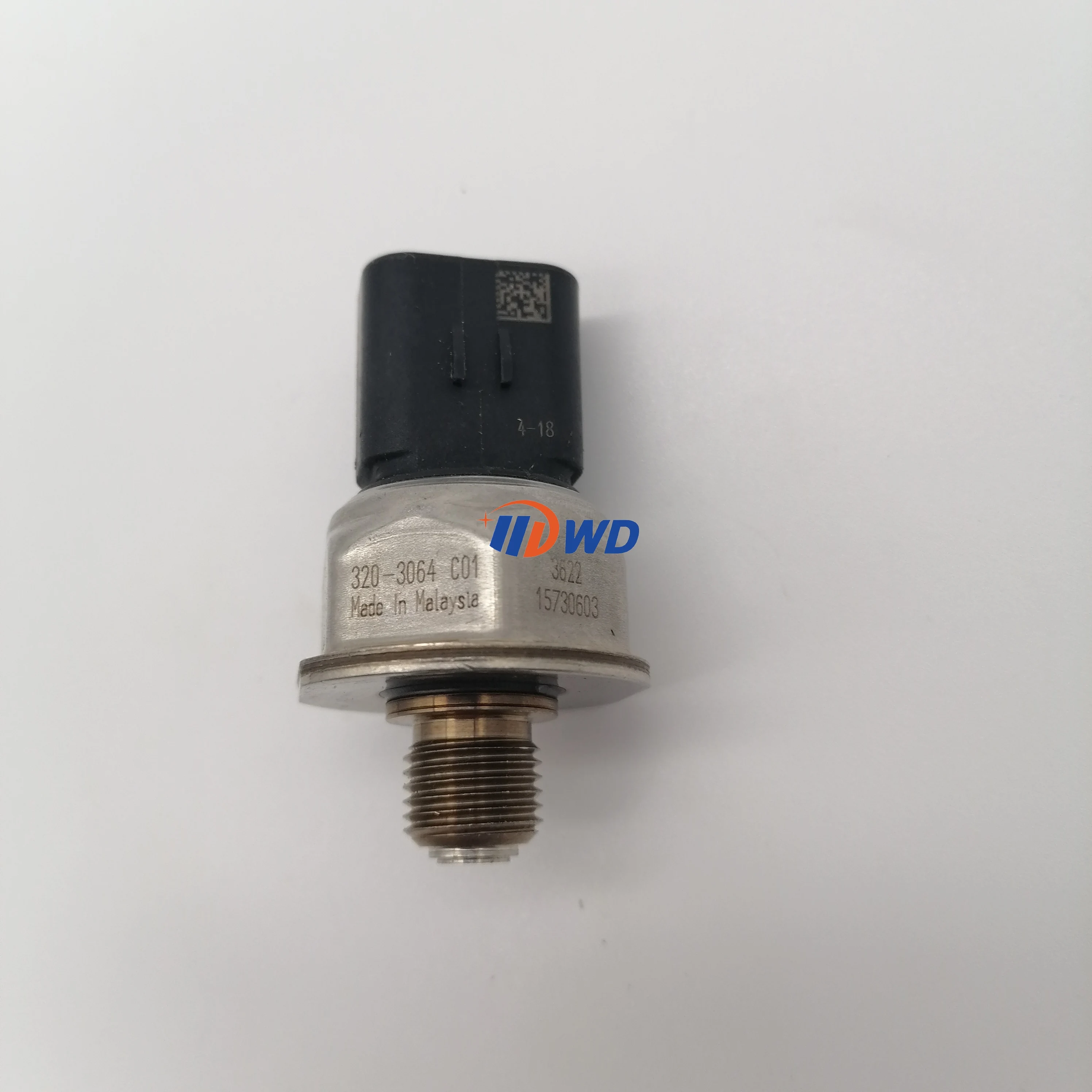 

1000048495 10000-48495 3203064 15742952 Fuel Rail Pressure Sensor for FG Wilson P65-1 Perkins 1103 Engine