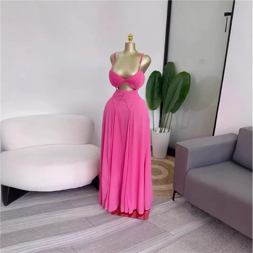 

Элегантное длинное платье-комбинация без бретелек с принтом, с подкладками для груди, без рукавов, с открытой спиной, для летнего отпуска, 2026