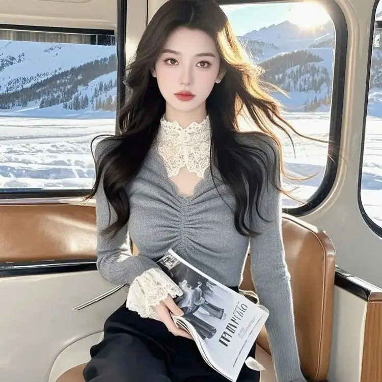 Korean Gray Lace Splicing 2024 Autumn New Atmosphere Slim Model Pure Lust Style Slim Versatile Commuter Long-Sleeved Top