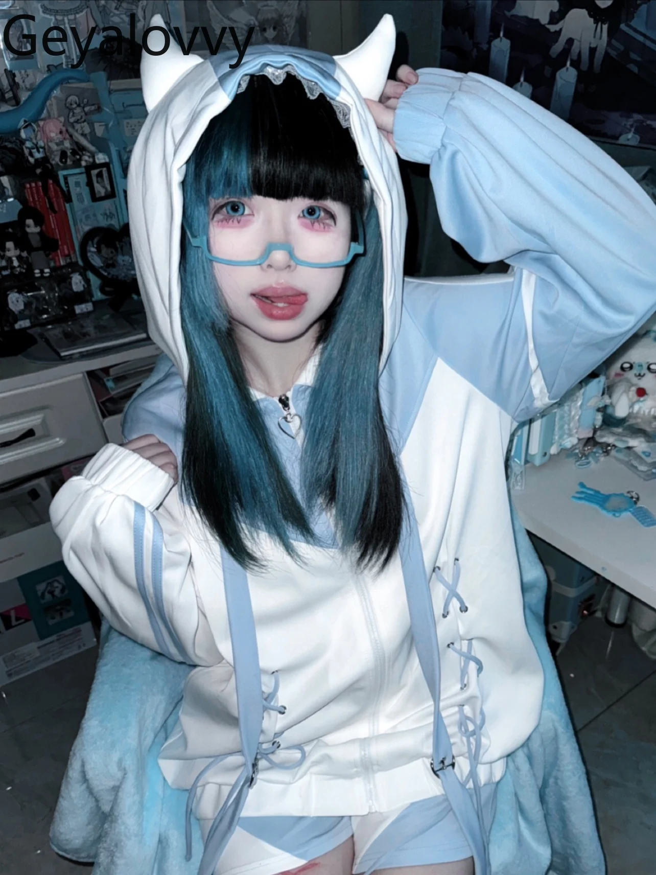 

Японская субкультура, оригинальное акварельное пальто с длинными рукавами, свободная куртка на молнии с капюшоном, шорты, комплект гетр