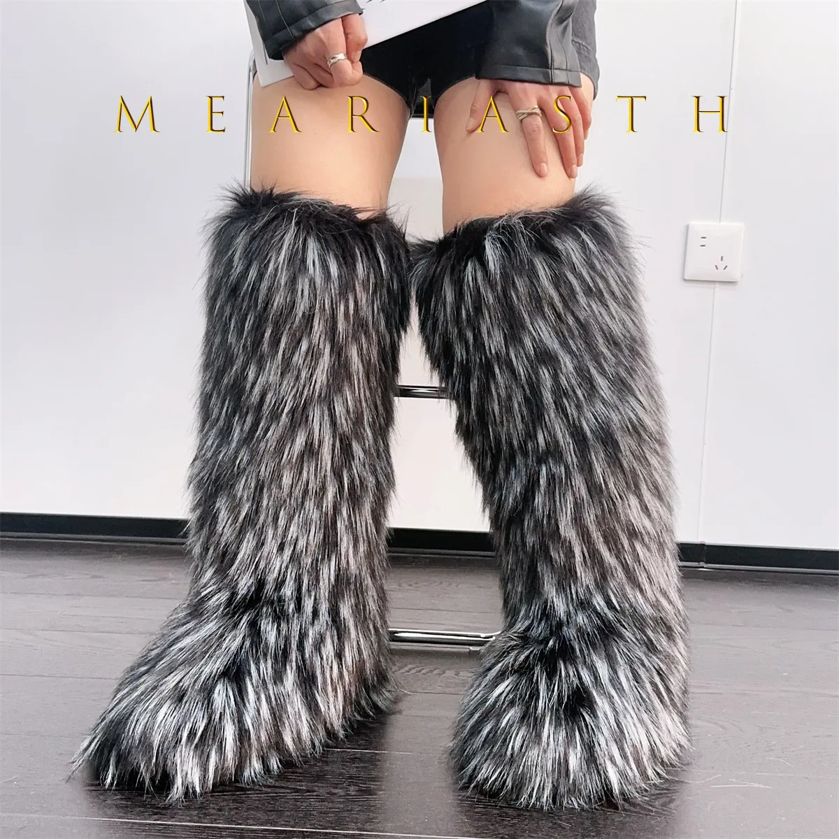 

Luxury Furry Snow Boots Women 2025 Winter Over Knee boots 50cm High Thick Fluffy Faux Fur Boots Ladies Plush Warm Platform Shoes