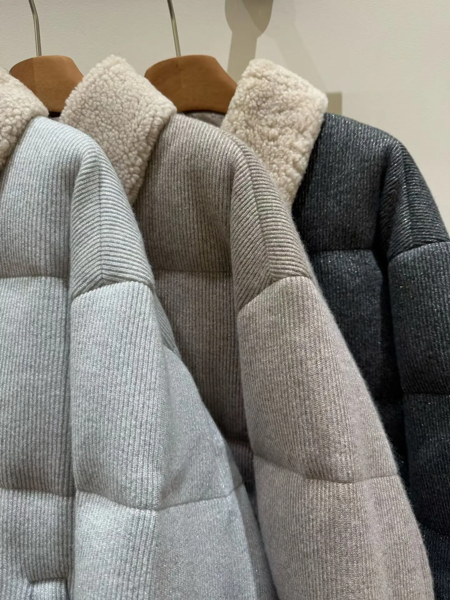 High-Quality, Stylish Women'S Goose Down Coat With Cashmere & Wool Blend (Sizes S, M, L) – New For Autumn/Winter 2026