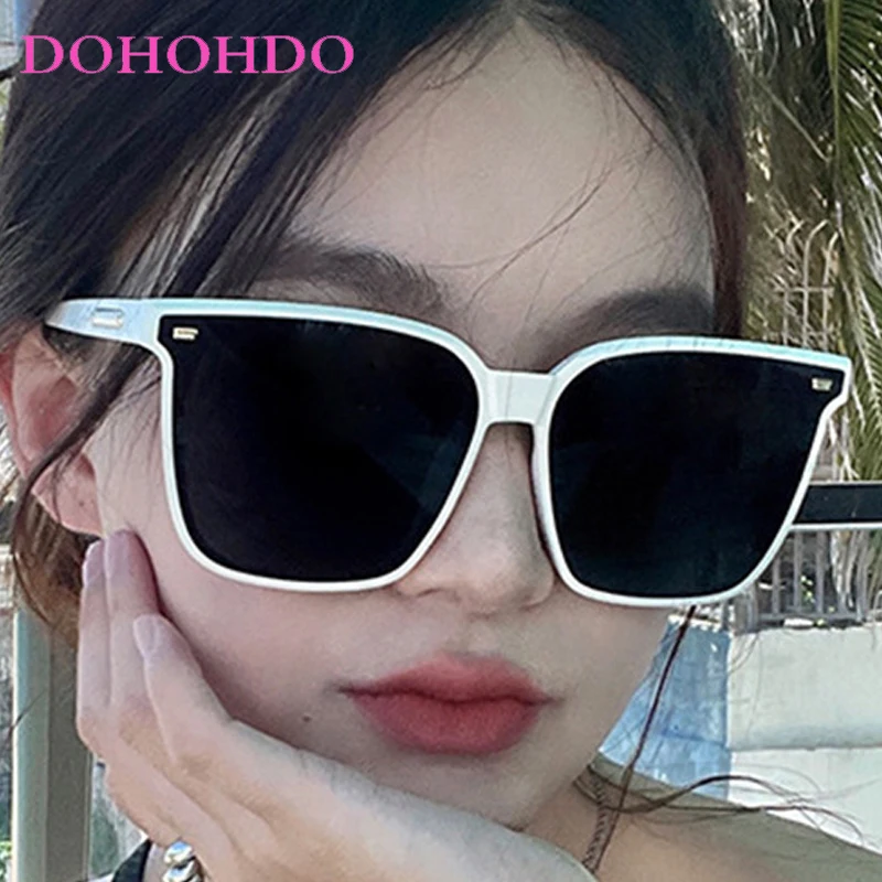 

Oversized Square Brand Designer Rivets Sunglasses Women Luxury Fashion Vintage Men Glasses Outdoor Travel Driving Shades UV400
