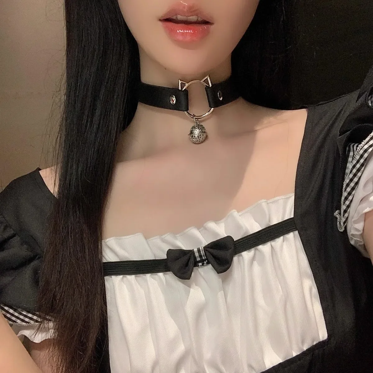 Tide Punk Gothic Rock and roll Night club Individuality Bell Neck strap Chain Collarbone chain Pendant Collar Choker