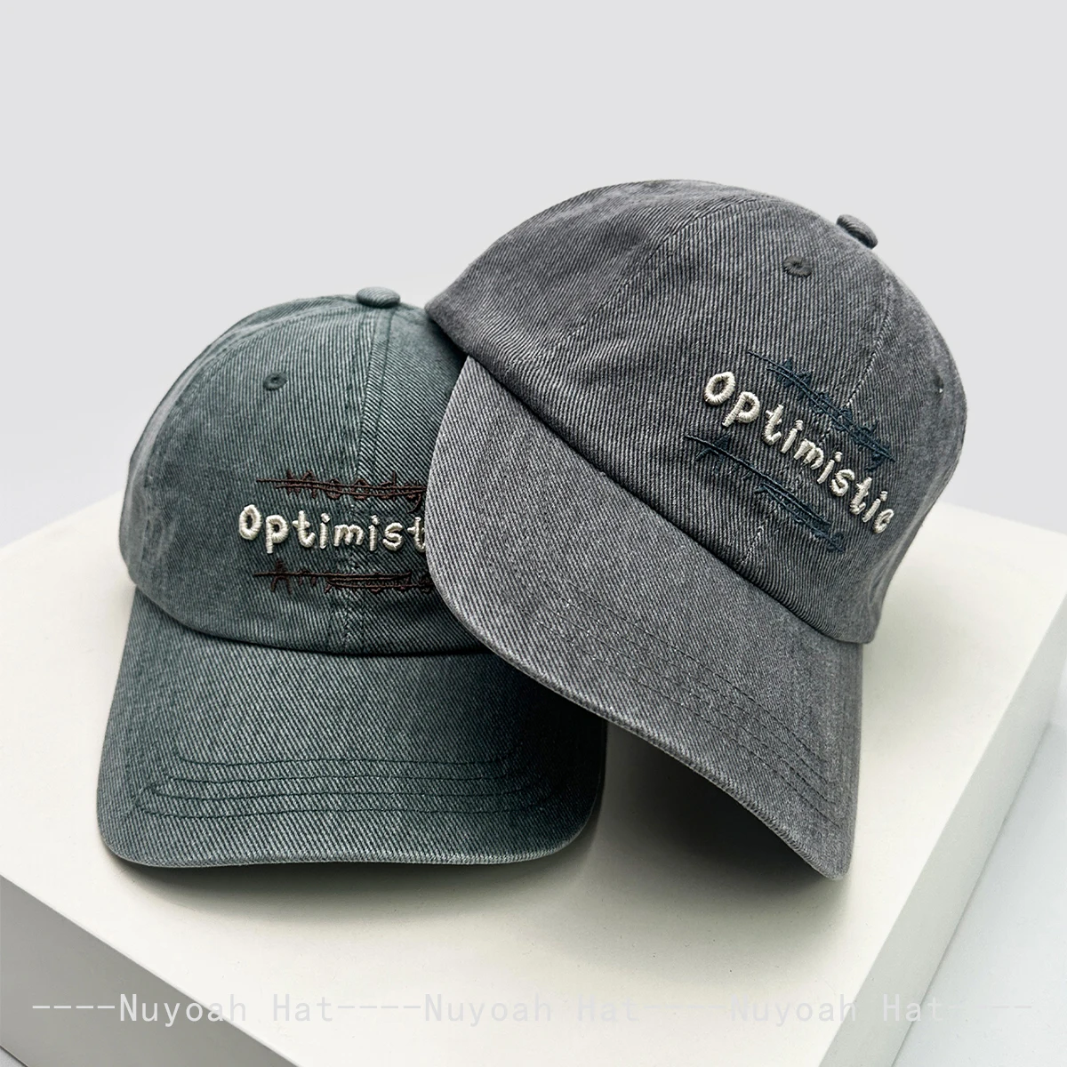 새로운 남성 여성 복고풍 수 놓은 컬러 문자 야구 모자 SunshadeOutdoor VersatileCasual Peaked Caps Personal Fashion ins