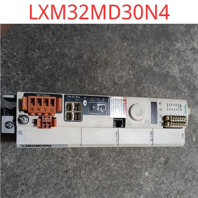 Second-hand test OK LXM32MD30N4 Servo driver, LXM32MD30N4, function package