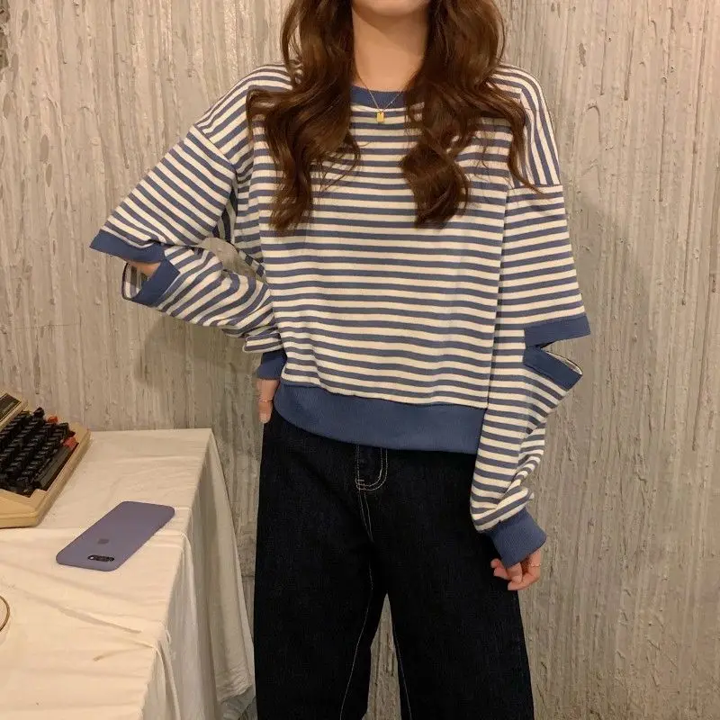 

Women's Autumn Fashion Simplicity Striped O-neck Long Sleeve Sweatshirts Women Clothes Casual Loose All-match Temperament Tops