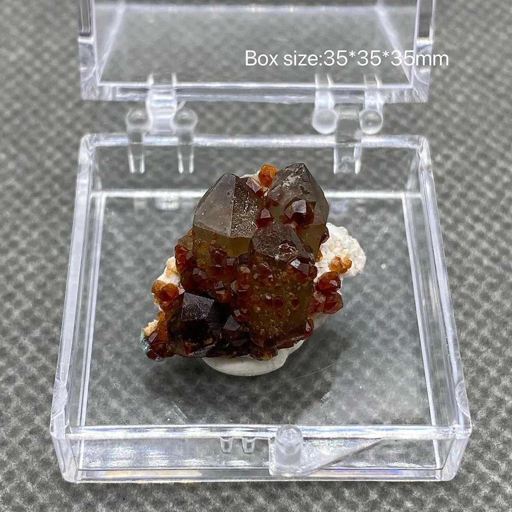 100% natural Garnet pedras e cristais minerais espécime cura cristais pedras de quartzo  + Box 35*35*35mm