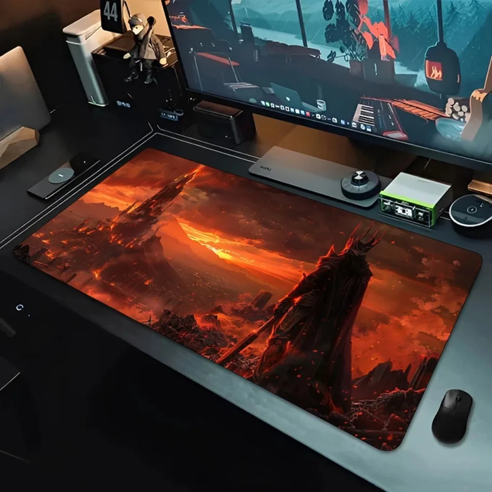 Vintage Red Gold Pattern Large Gaming Mouse Pad Non-slip Rubber Base Desk Mat with Lock Edge for Office Laptop Keyboard